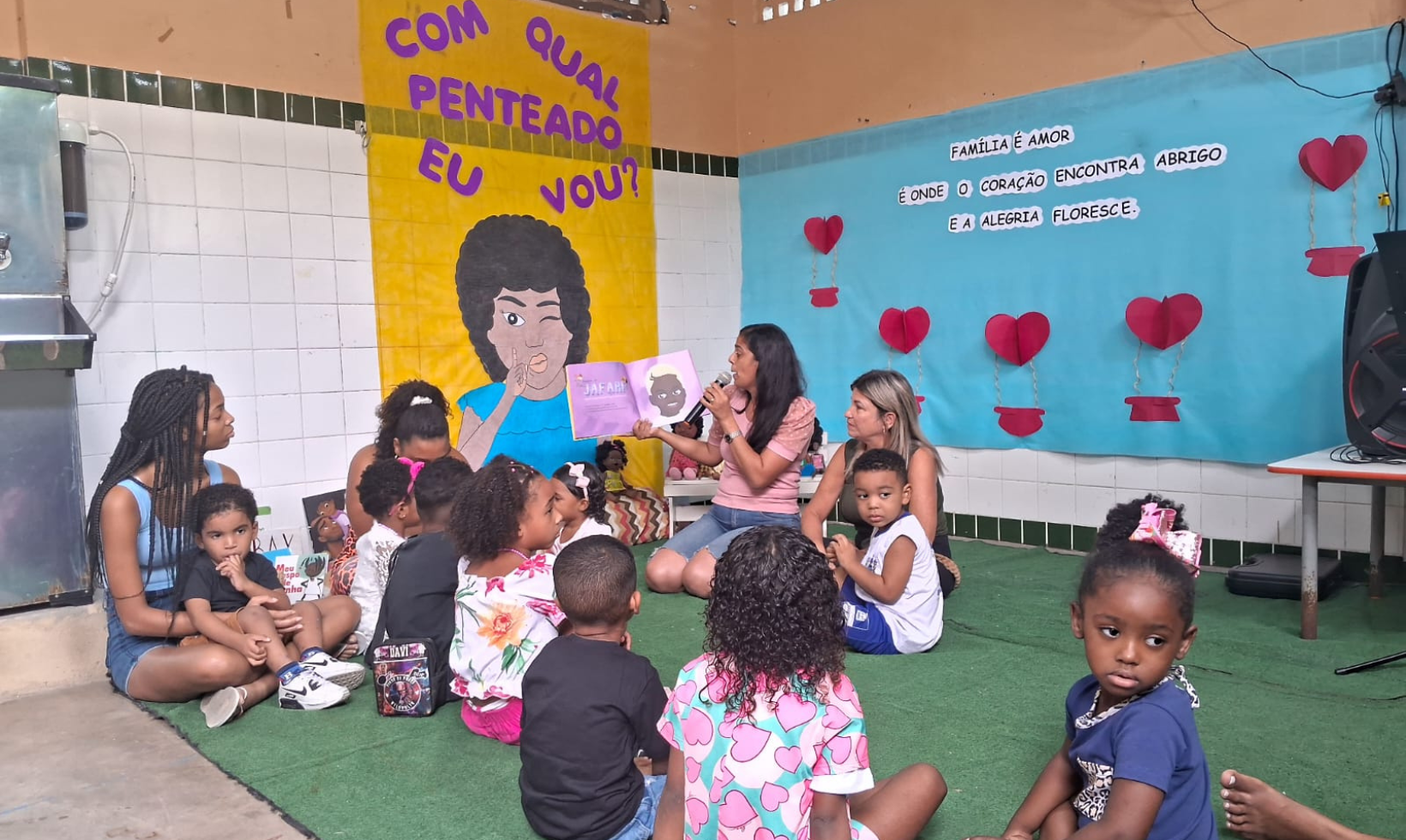 Read more about the article Feira Artística Literária – EMEI Vereador Nilo Dias