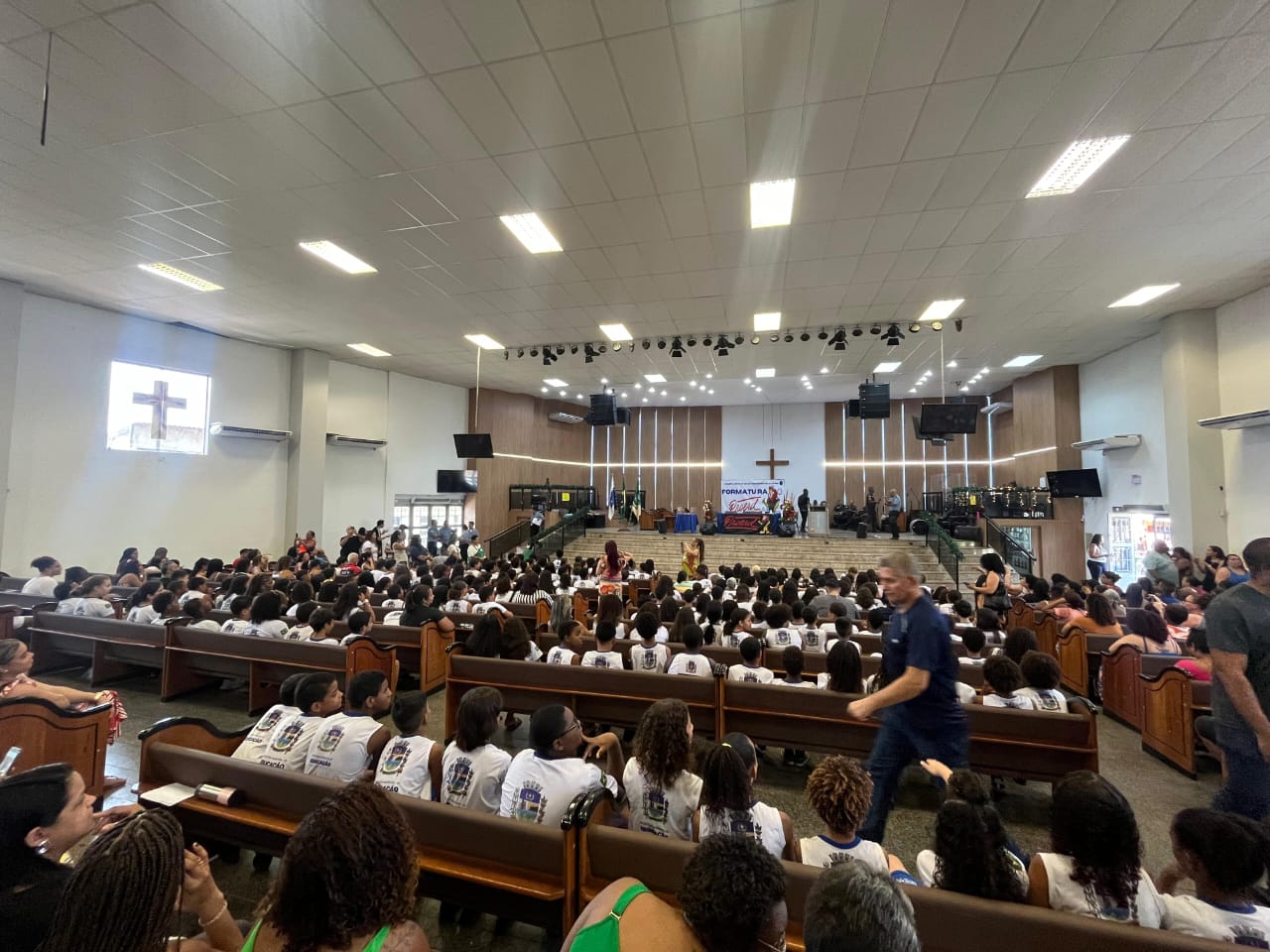 Read more about the article PROERD Forma 345 Jovens para um Futuro Mais Seguro