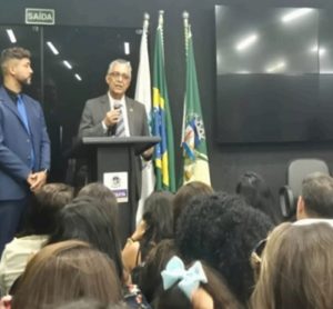 Captura de tela_13-8-2025_11510_