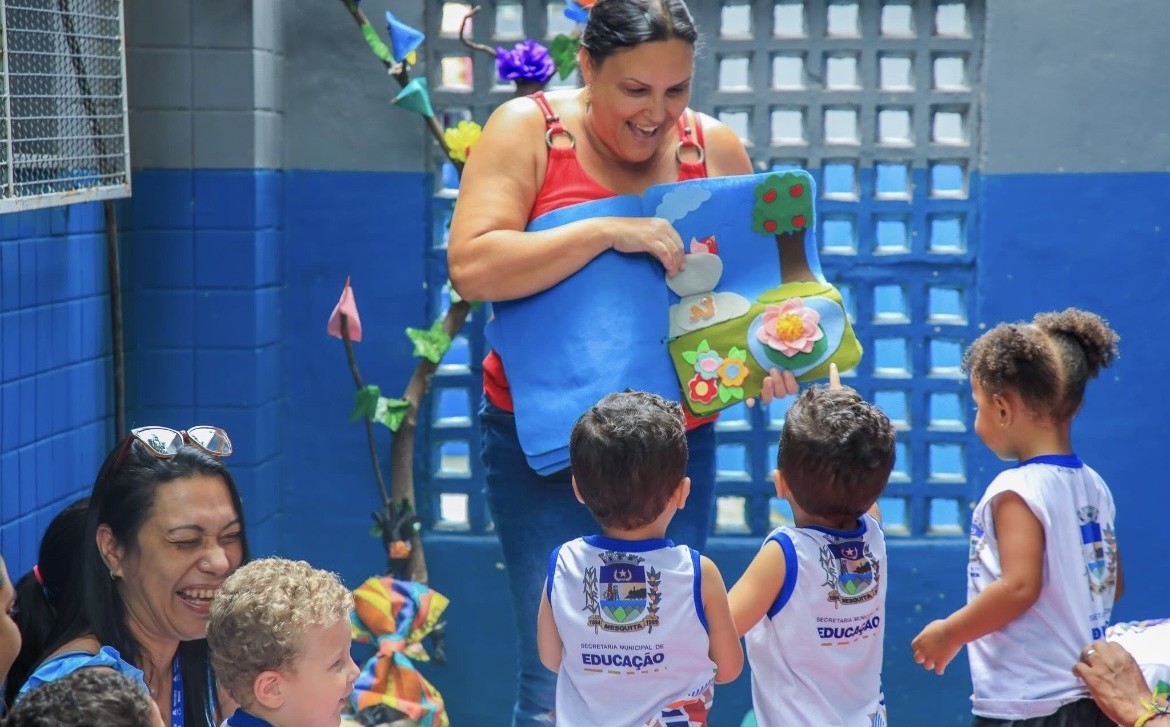 Read more about the article Mesquita Fortalece Parceria Entre Família e Escola com Ações Integradas